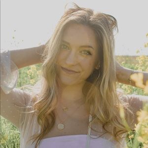 Meet your Posher, Baylee